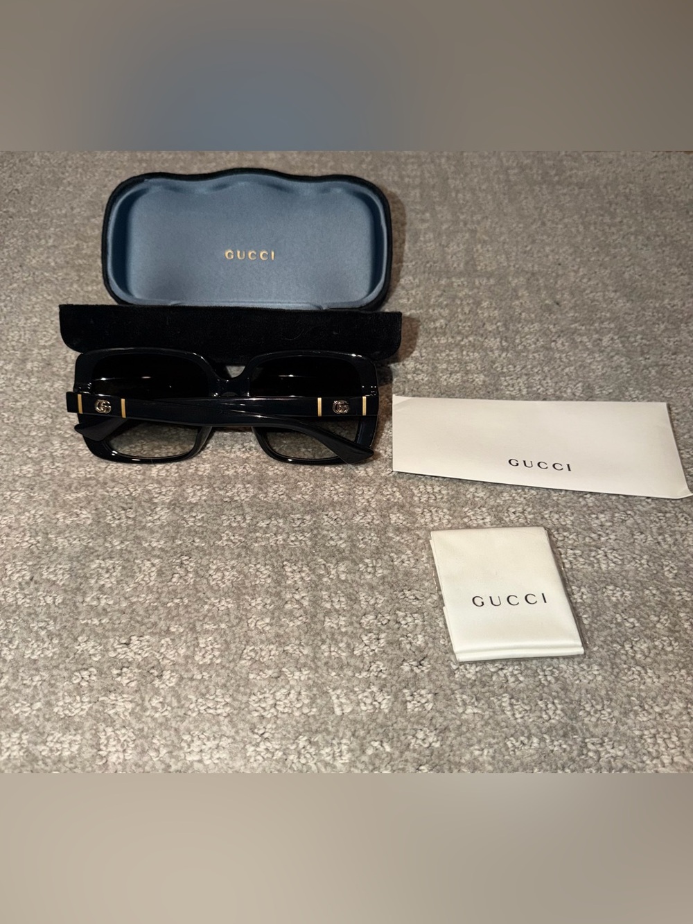 Like New Black Gucci Oversized Sunglasses Size 145mm - Picture 7 of 10